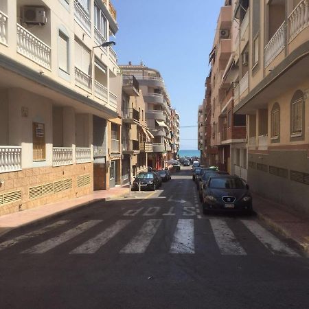 Апартаменты Torrevieja Playa Locos Экстерьер фото